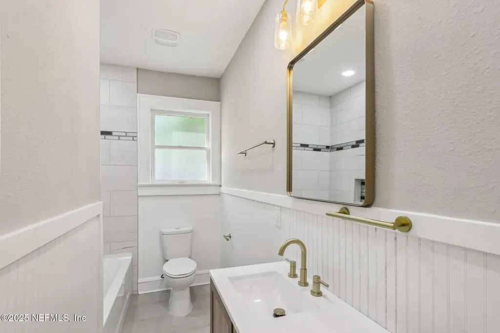 2939 Remington Street Jacksonville FL 32205