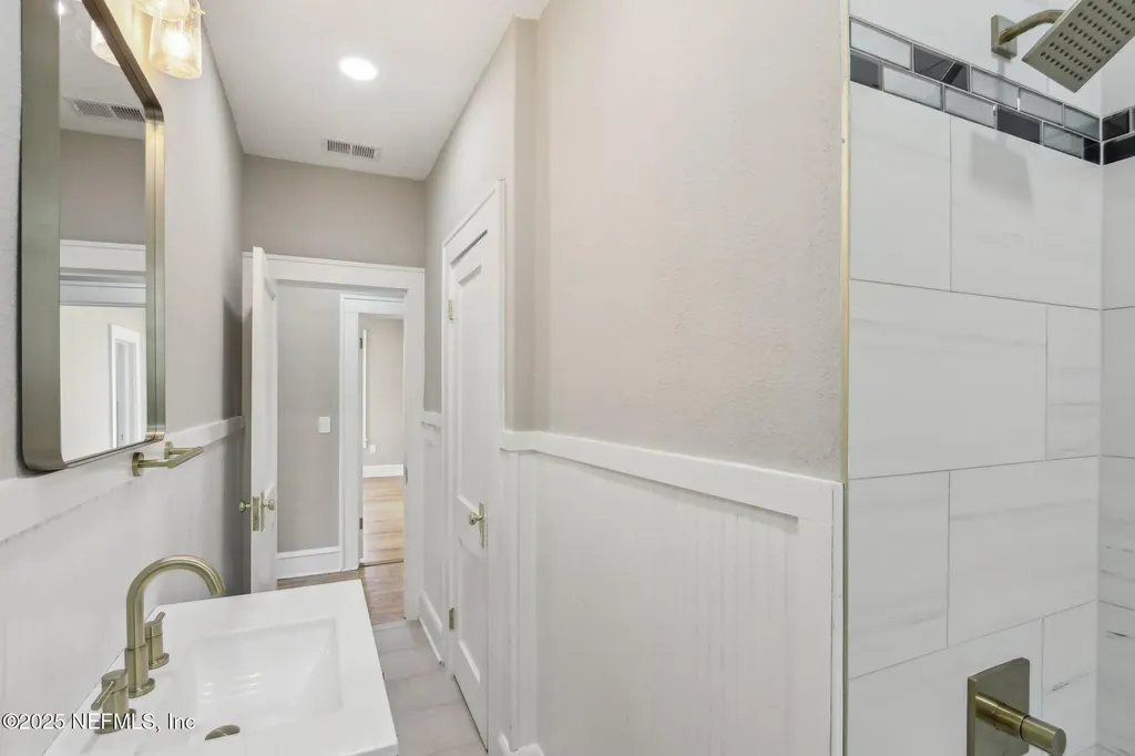 2939 Remington Street Jacksonville FL 32205