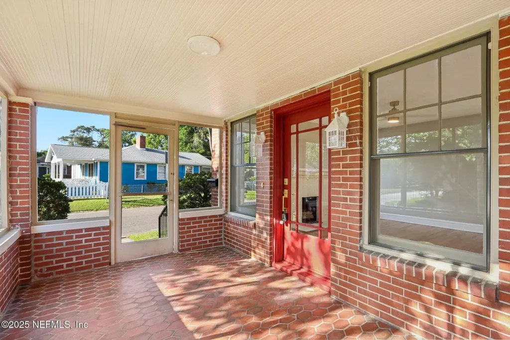 2939 Remington Street Jacksonville FL 32205