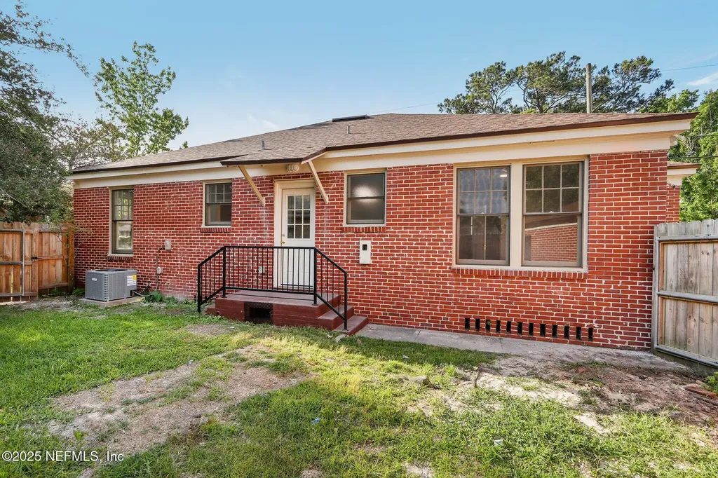 2939 Remington Street Jacksonville FL 32205