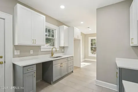 2939 Remington Street Jacksonville FL 32205