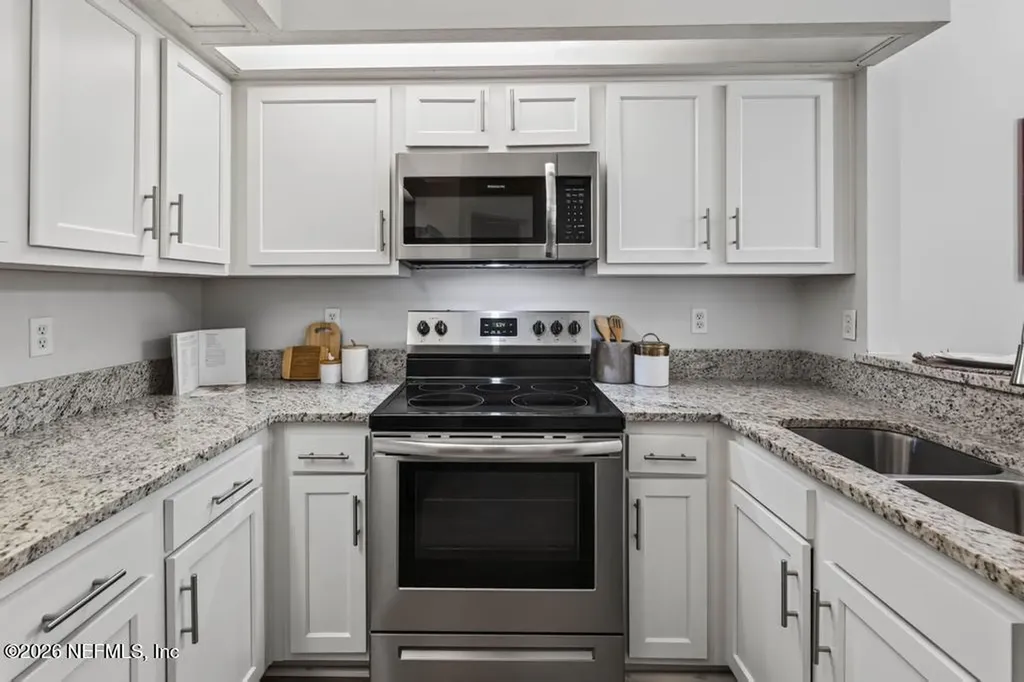 2019 Village Lane Fernandina Beach FL 32034