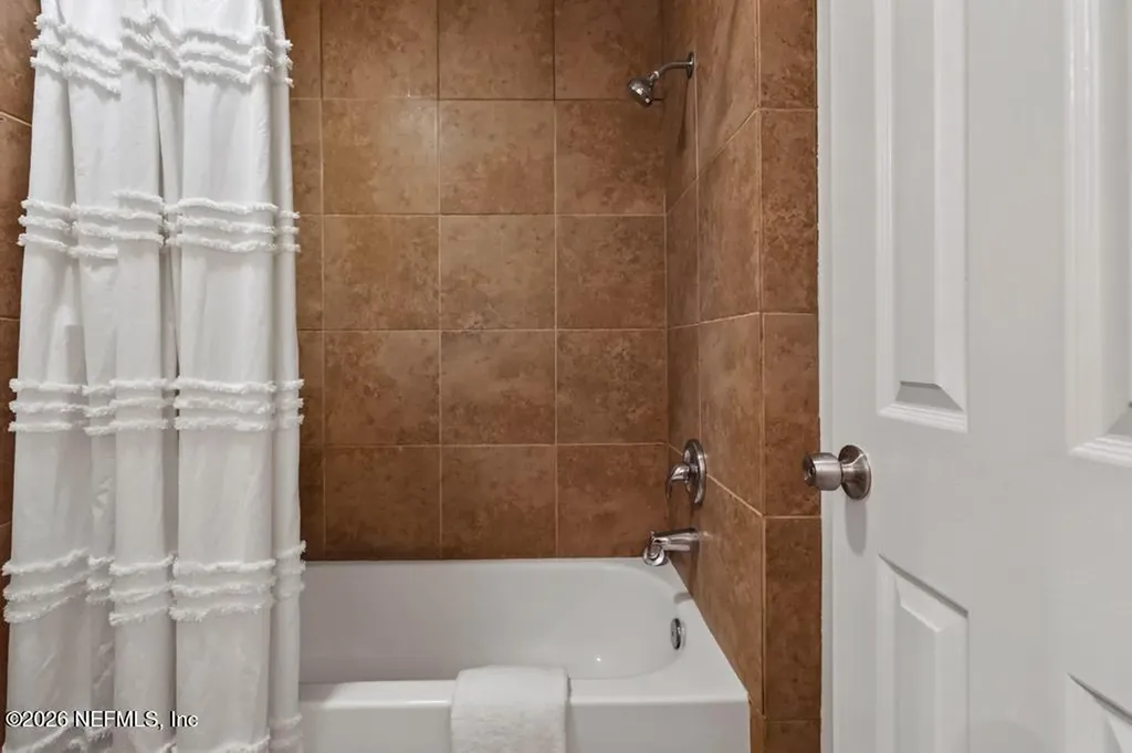 2019 Village Lane Fernandina Beach FL 32034