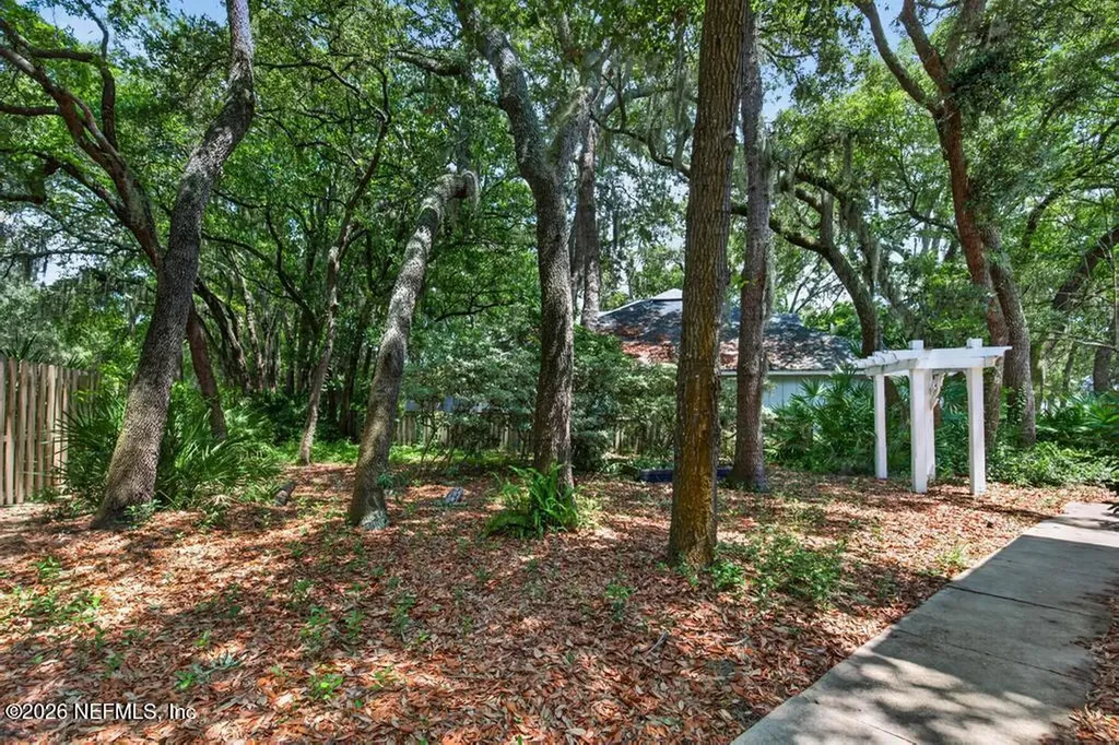 2019 Village Lane Fernandina Beach FL 32034