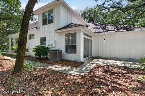 2019 Village Lane Fernandina Beach FL 32034