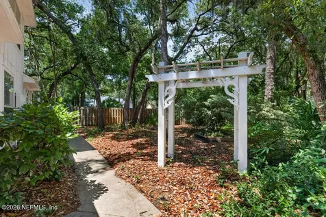 2019 Village Lane Fernandina Beach FL 32034