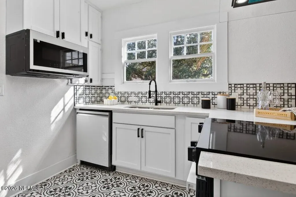 2963 Remington Street Jacksonville FL 32205