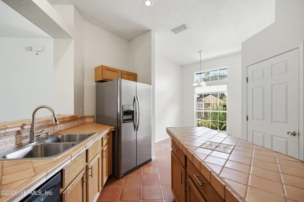 6112 Winding Bridge Drive Jacksonville FL 32277
