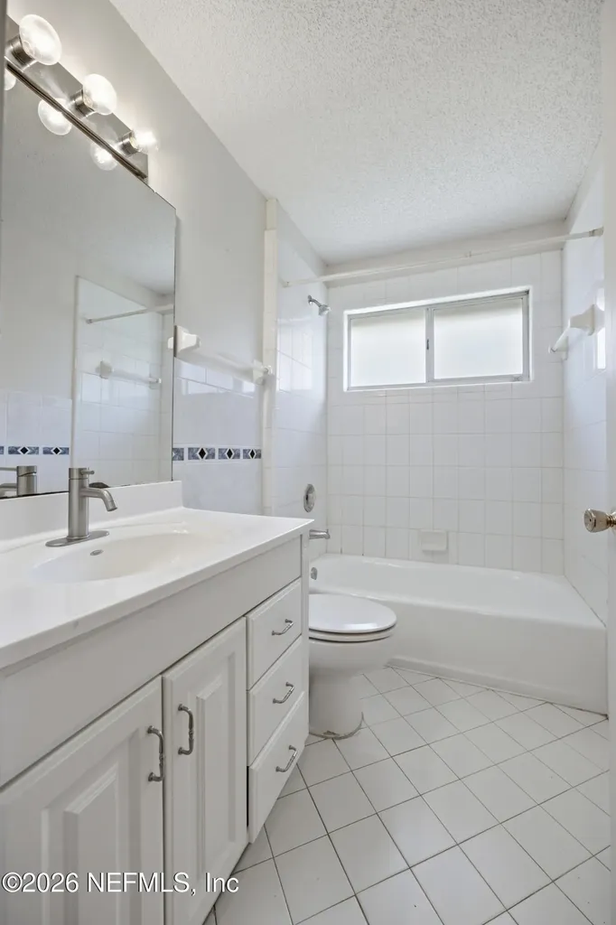 6112 Winding Bridge Drive Jacksonville FL 32277