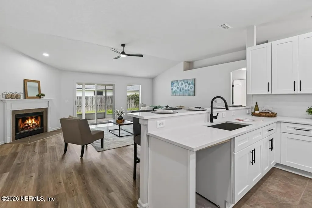 4180 Chelsea Harbor Drive W Jacksonville FL 32224