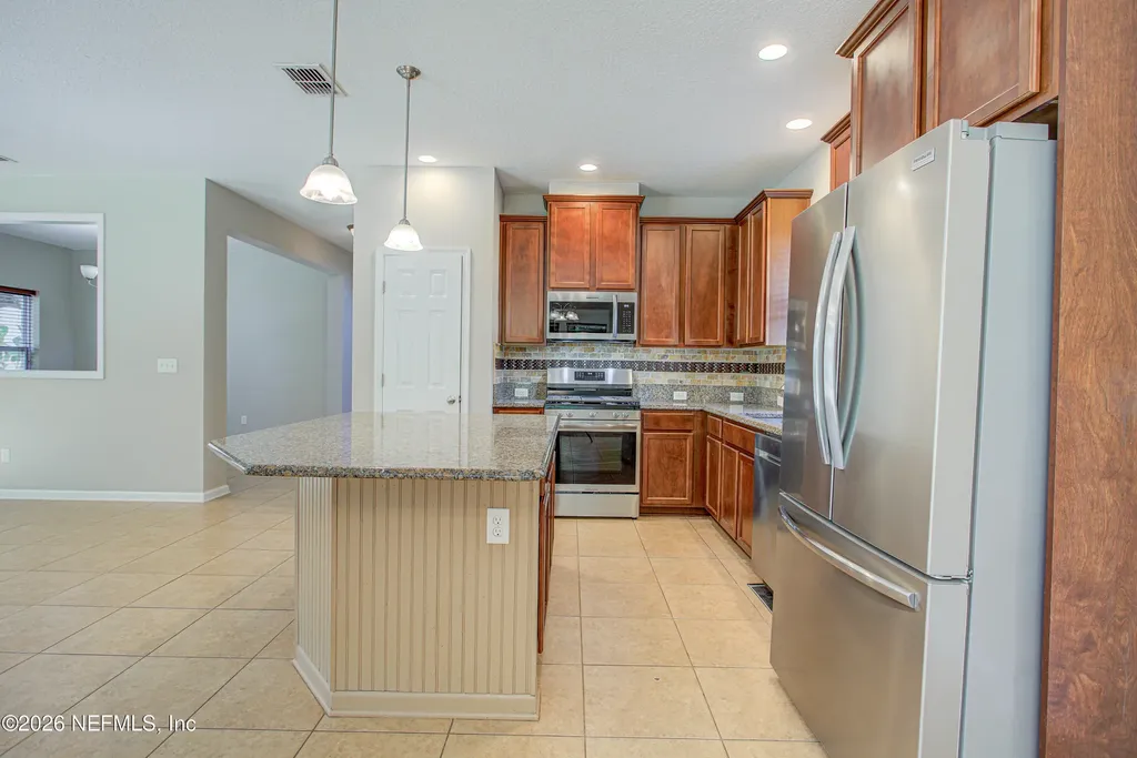40 Howland Drive Ponte Vedra Beach FL 32081