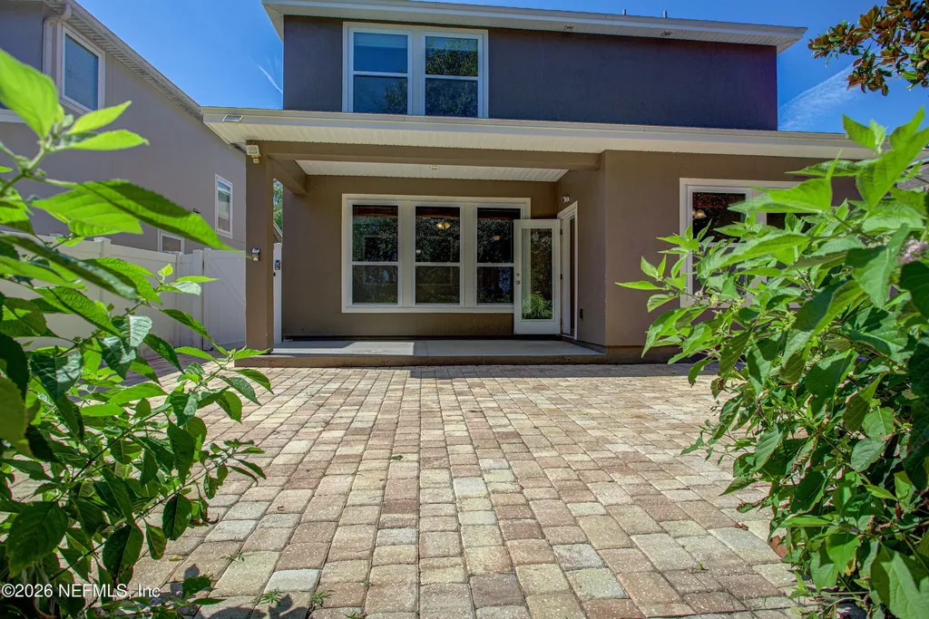 40 Howland Drive Ponte Vedra Beach FL 32081