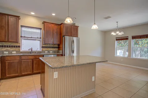 40 Howland Drive Ponte Vedra FL 32081