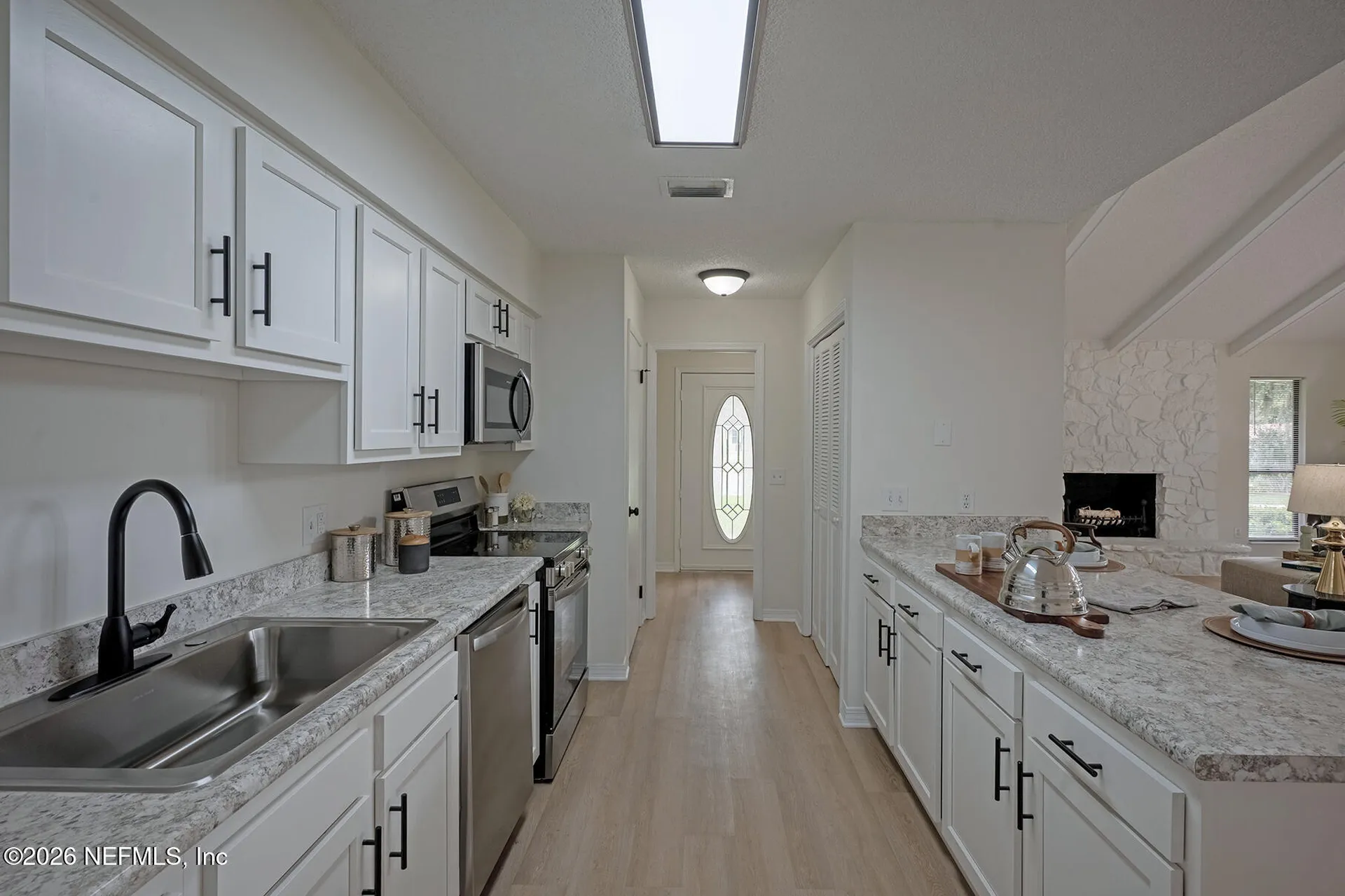 1709 Memory Lane Jacksonville FL 32210