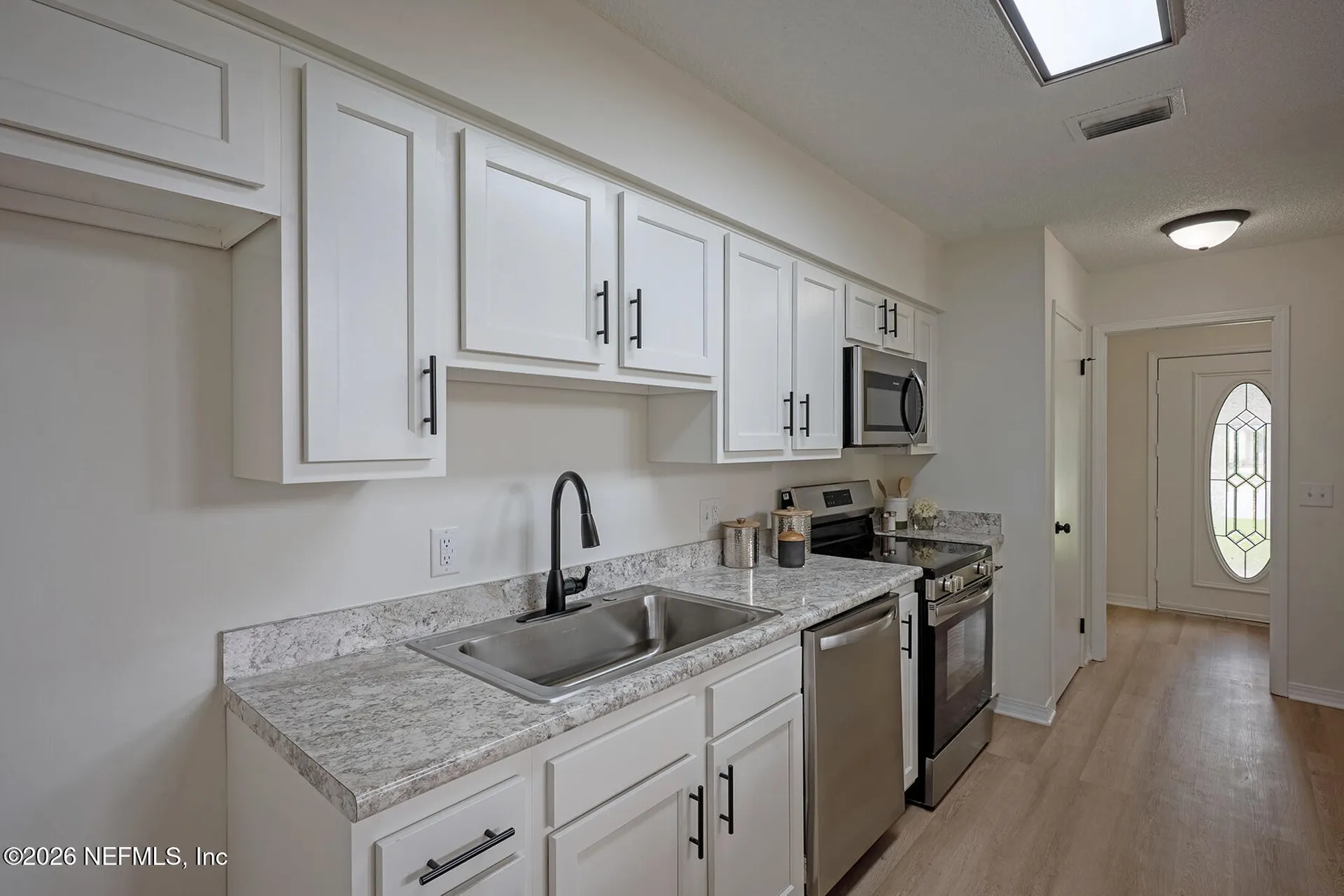1709 Memory Lane Jacksonville FL 32210