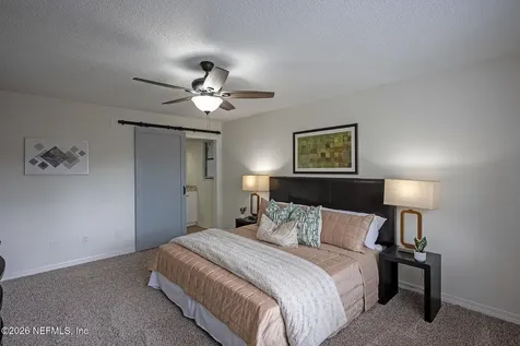 1709 Memory Lane Jacksonville FL 32210