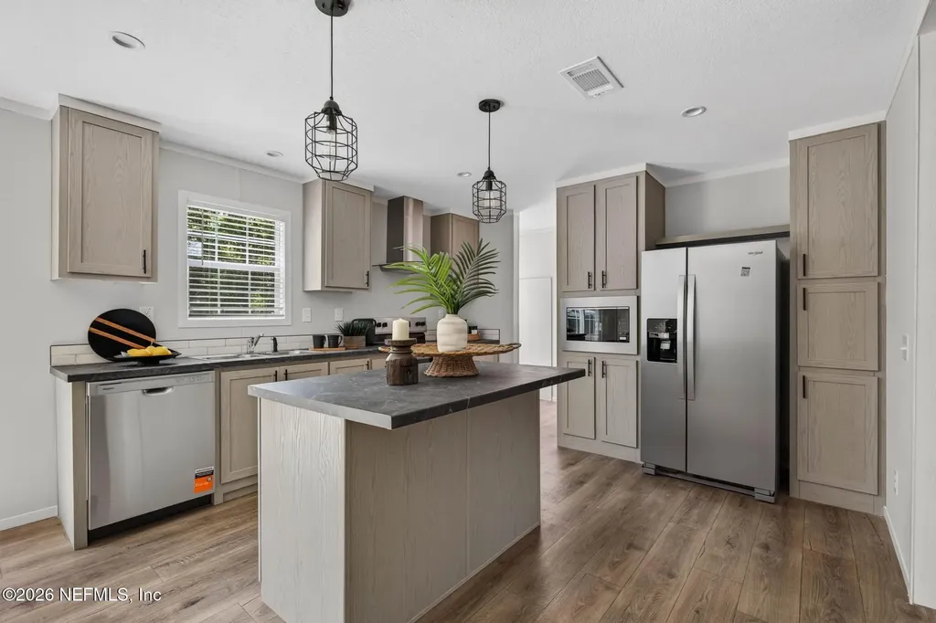 45342 Pickett Street Callahan FL 32011