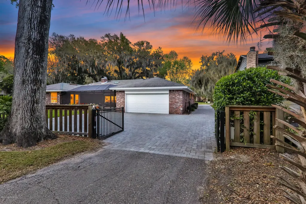 2825 Scott Mill Estates Drive Jacksonville FL 32257