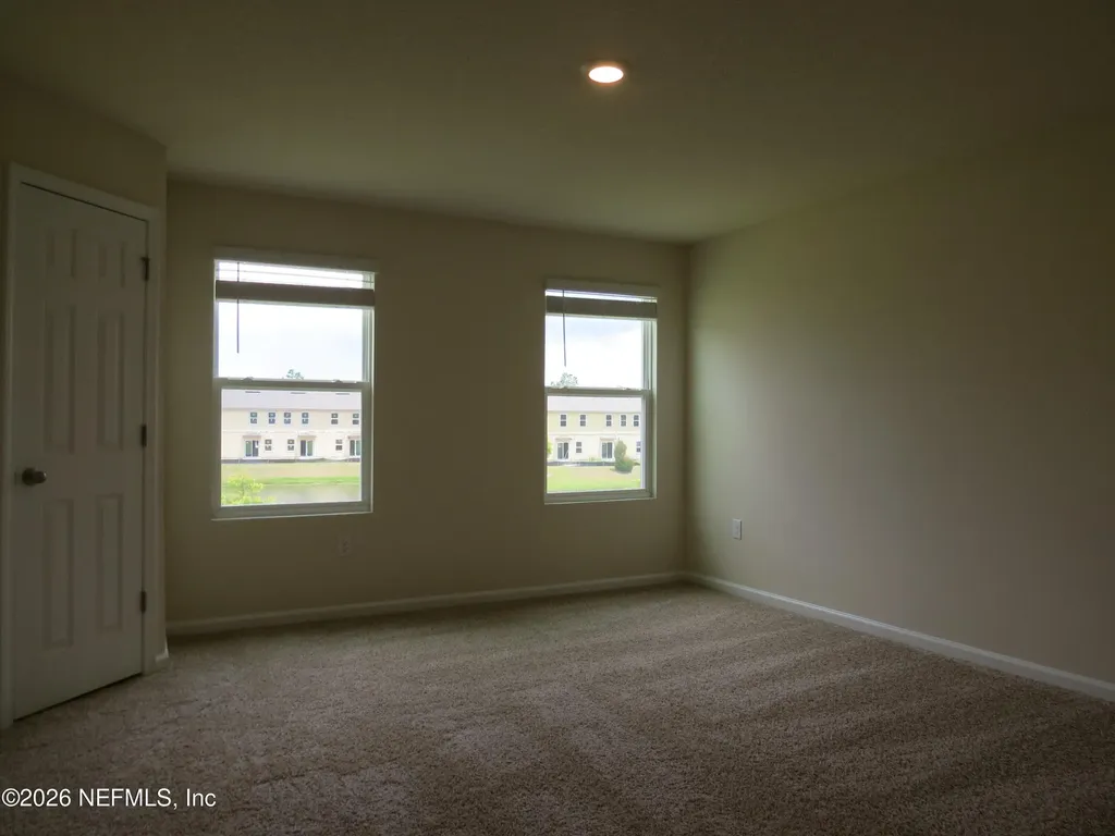 12779 Veterans Court Jacksonville FL 32218