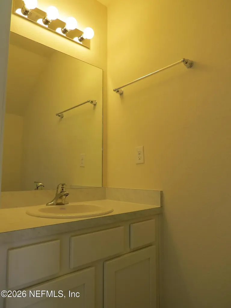 12779 Veterans Court Jacksonville FL 32218