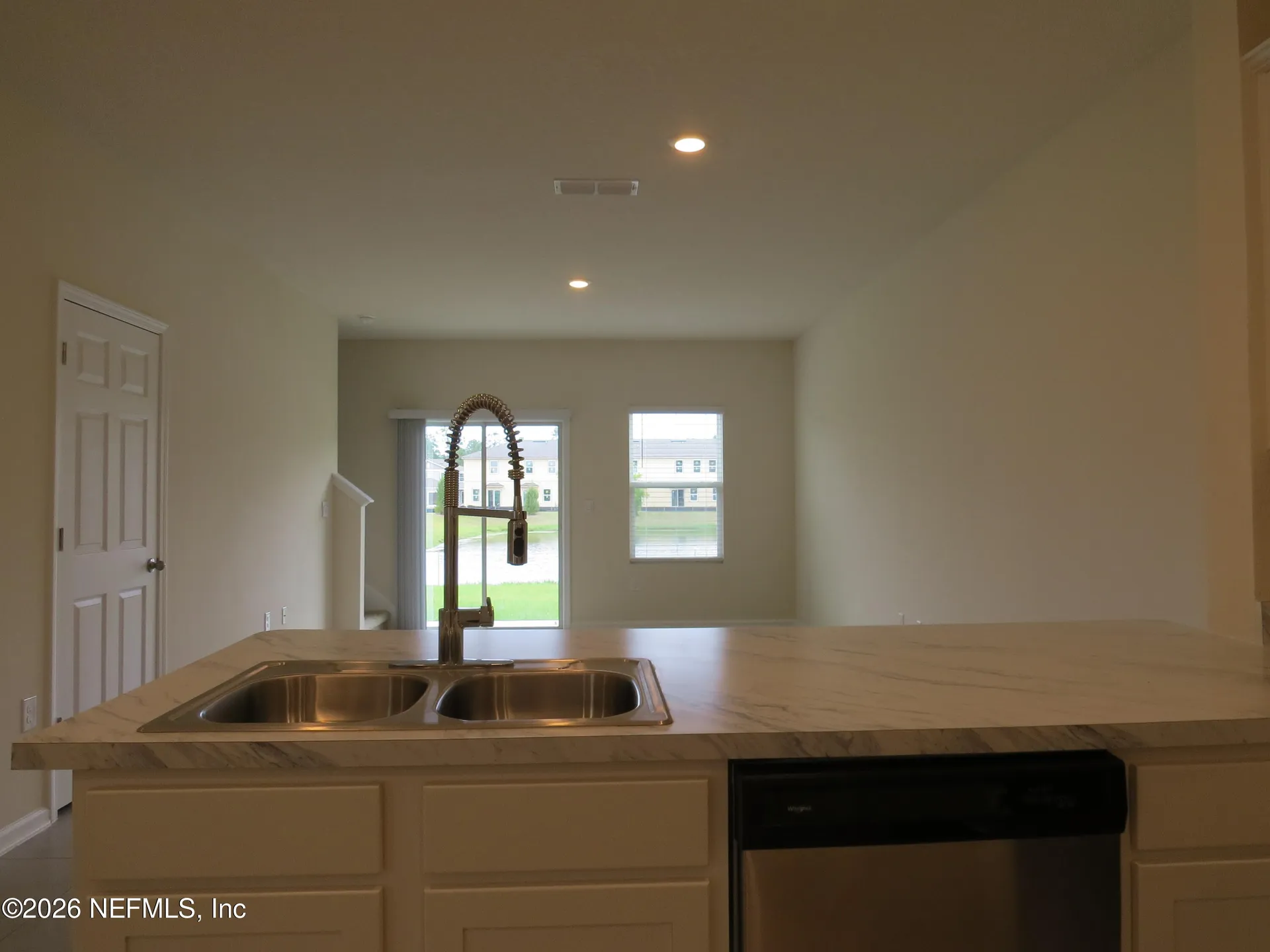 12779 Veterans Court Jacksonville FL 32218