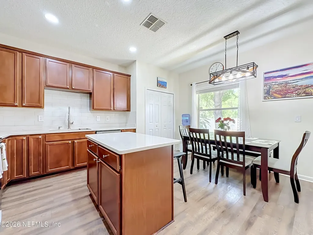 22 Roque Court Jacksonville FL 32095