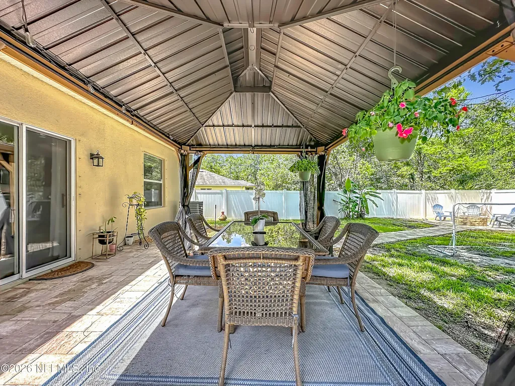 22 Roque Court Jacksonville FL 32095