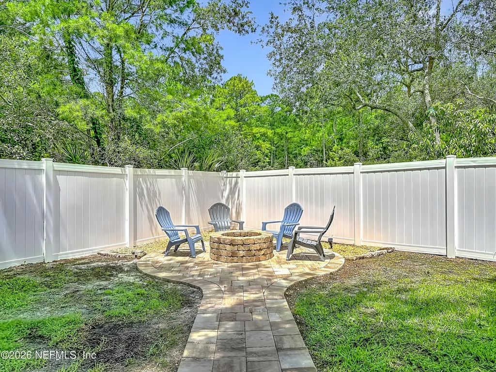 22 Roque Court Jacksonville FL 32095