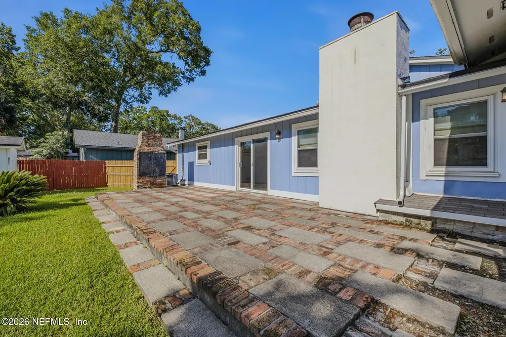 437 Hawaiian Terrace Jacksonville FL 32216