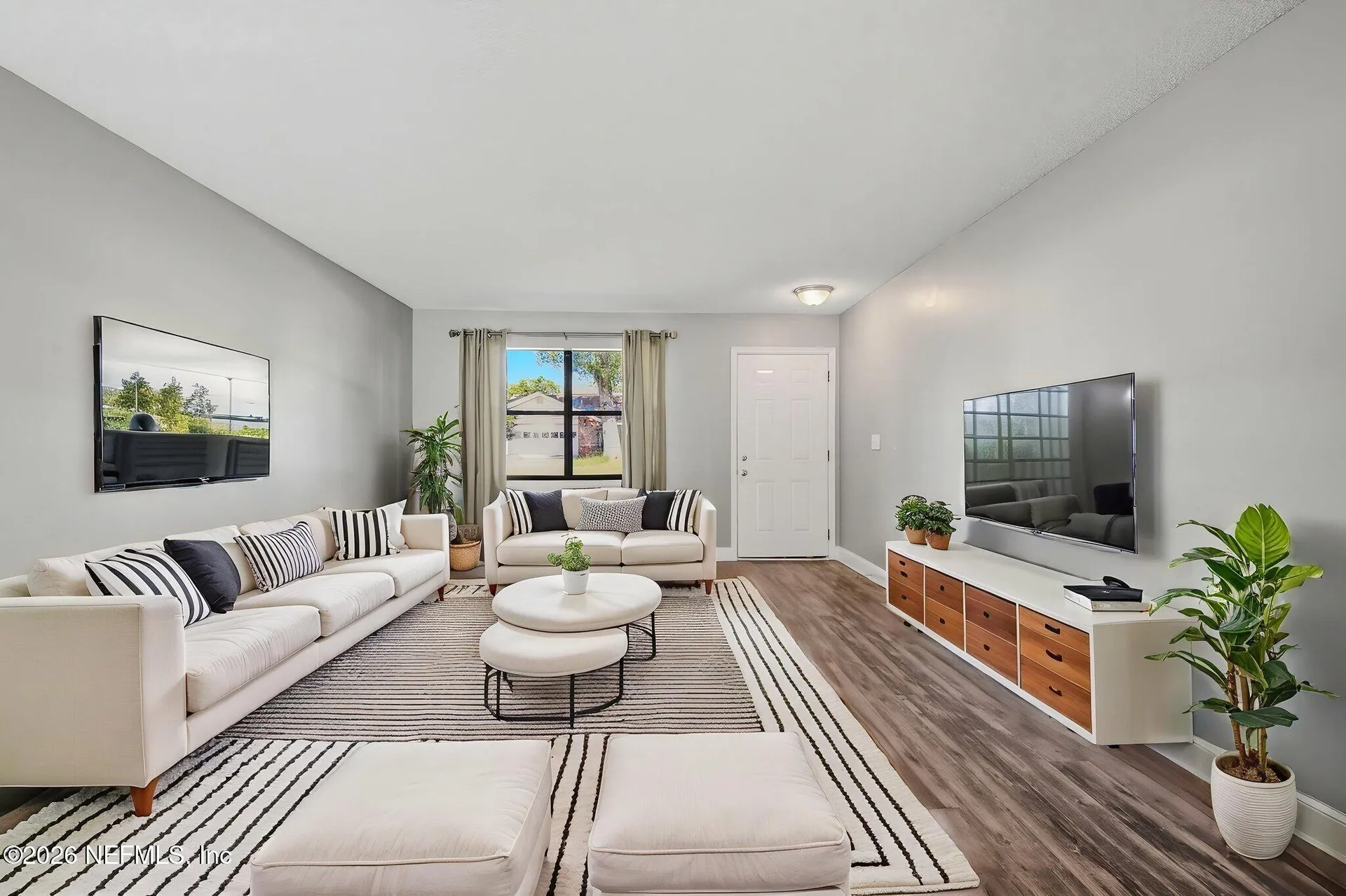 437 Hawaiian Terrace Jacksonville FL 32216