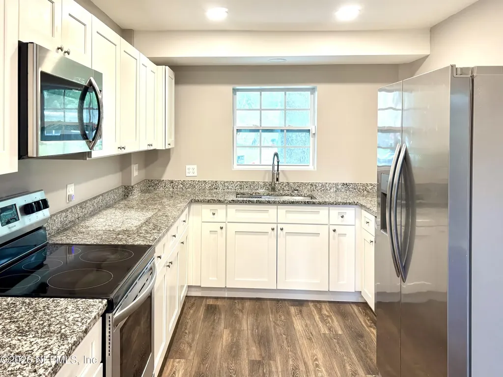 7018 Bonnie Brae Lane Jacksonville FL 32210