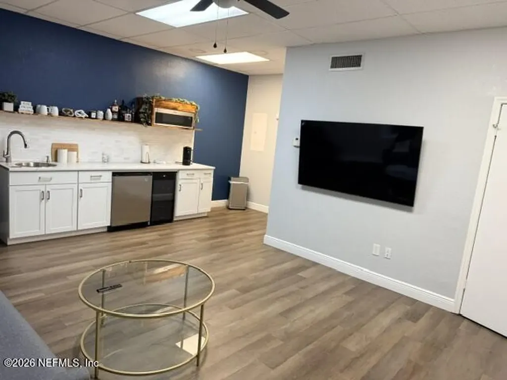223 N Commonwealth Avenue Polk City FL 33868