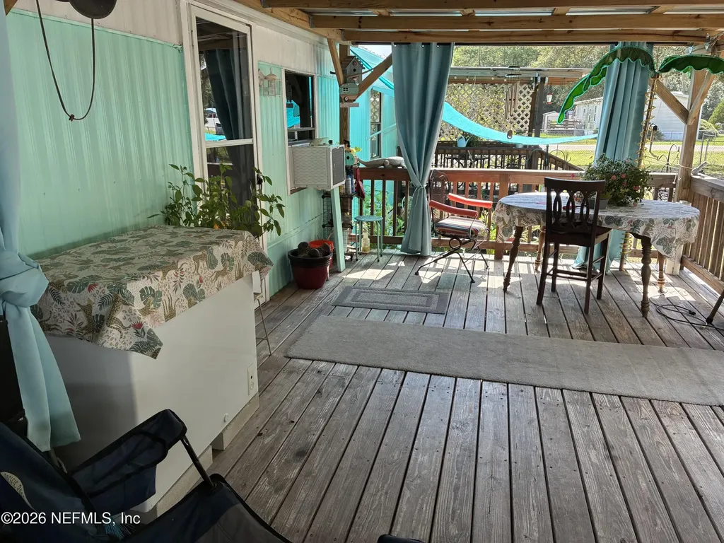 107 Winchester Avenue Interlachen FL 32148