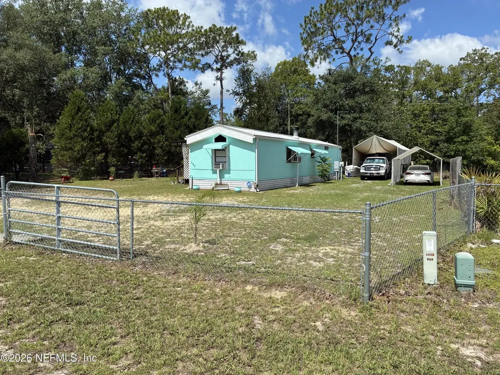 107 Winchester Avenue Interlachen FL 32148