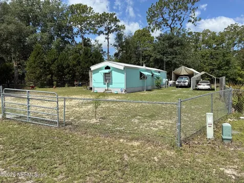 107 Winchester Avenue Interlachen FL 32148