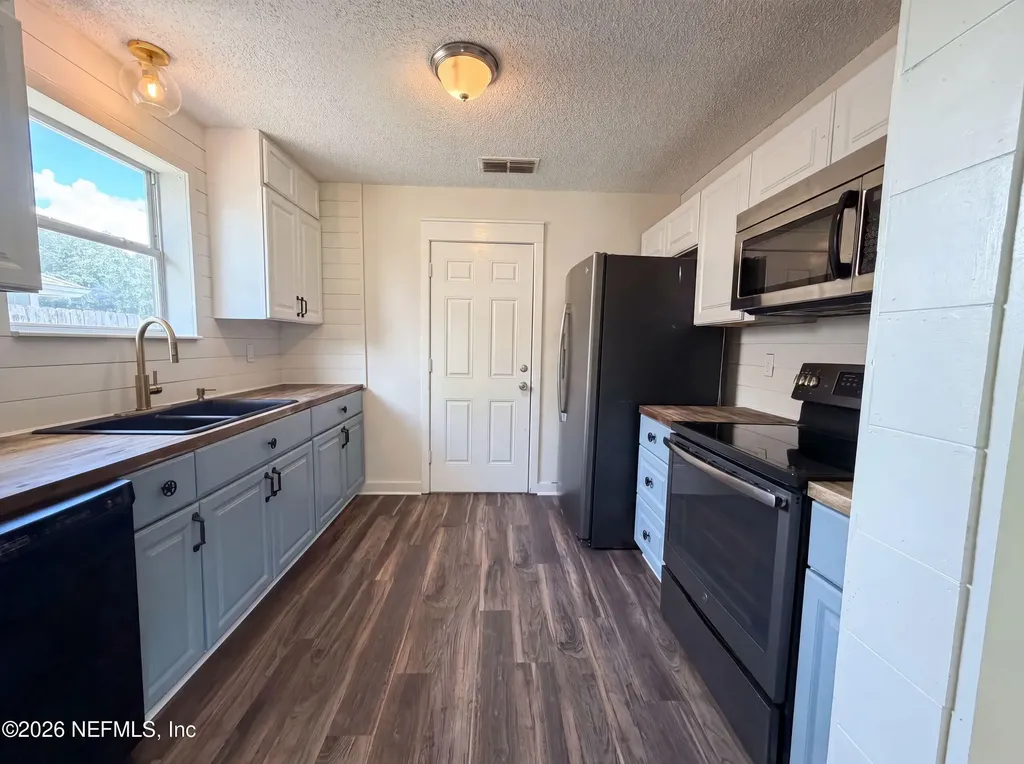 7957 Jacques Drive Jacksonville FL 32210
