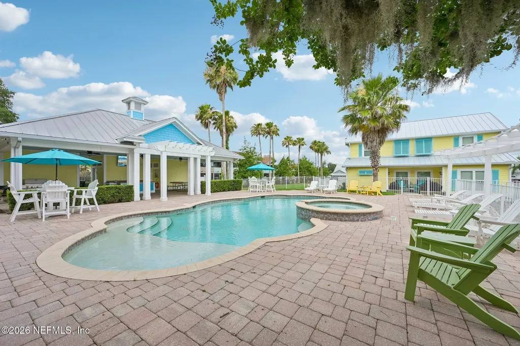 94 Yacht Club Green Cove Springs FL 32043