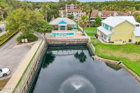 94 Yacht Club Green Cove Springs FL 32043