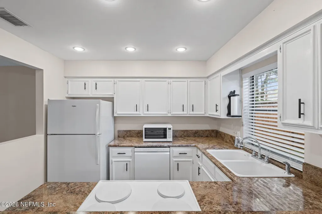 5530 Galewind Lane Jacksonville FL 32211