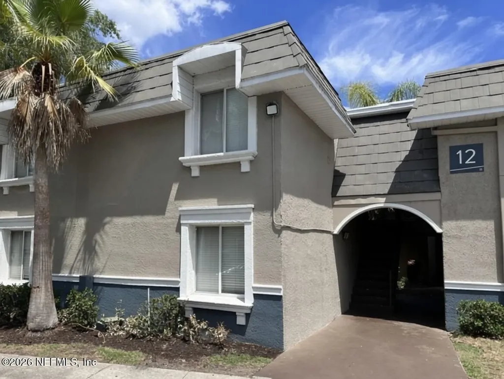355 Monument Road Jacksonville FL 32225
