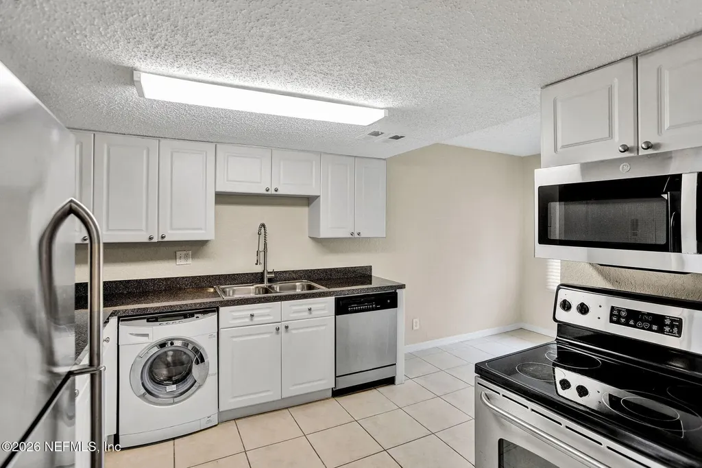355 Monument Road Jacksonville FL 32225