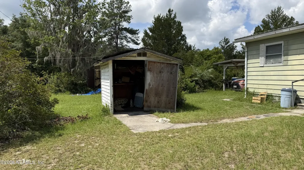 304 Dawn Avenue Interlachen FL 32148