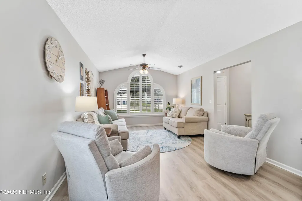 1716 Chandelier Circle W Jacksonville FL 32225