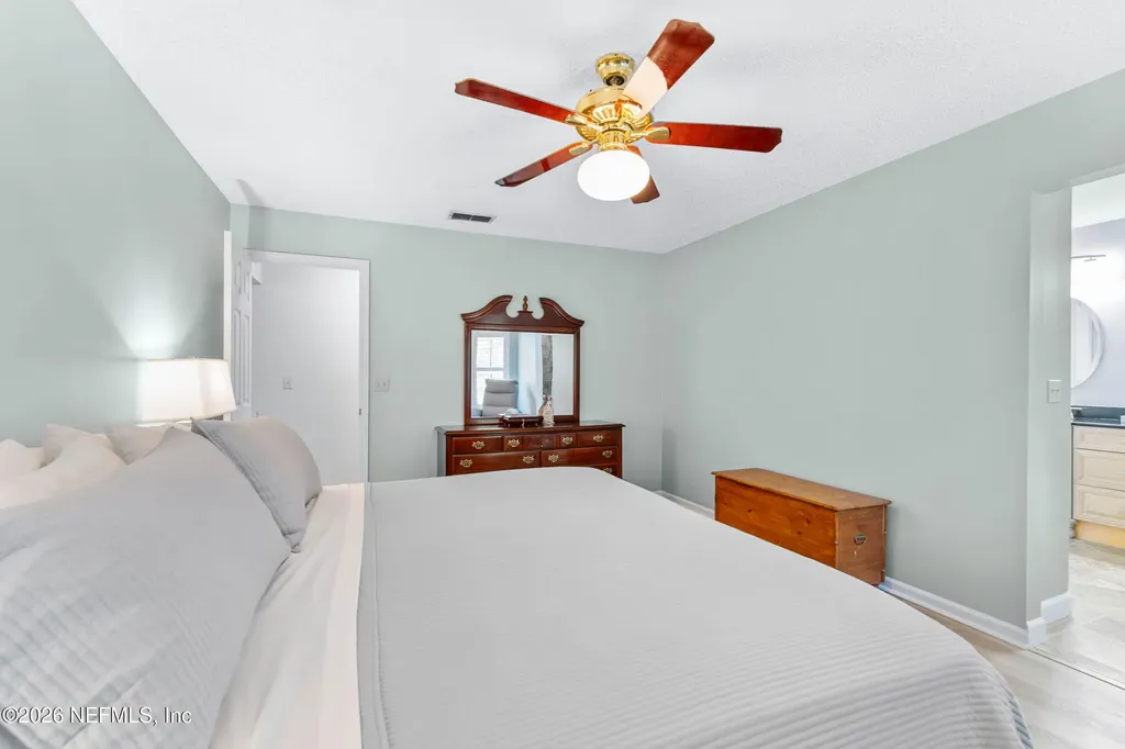 1716 Chandelier Circle W Jacksonville FL 32225
