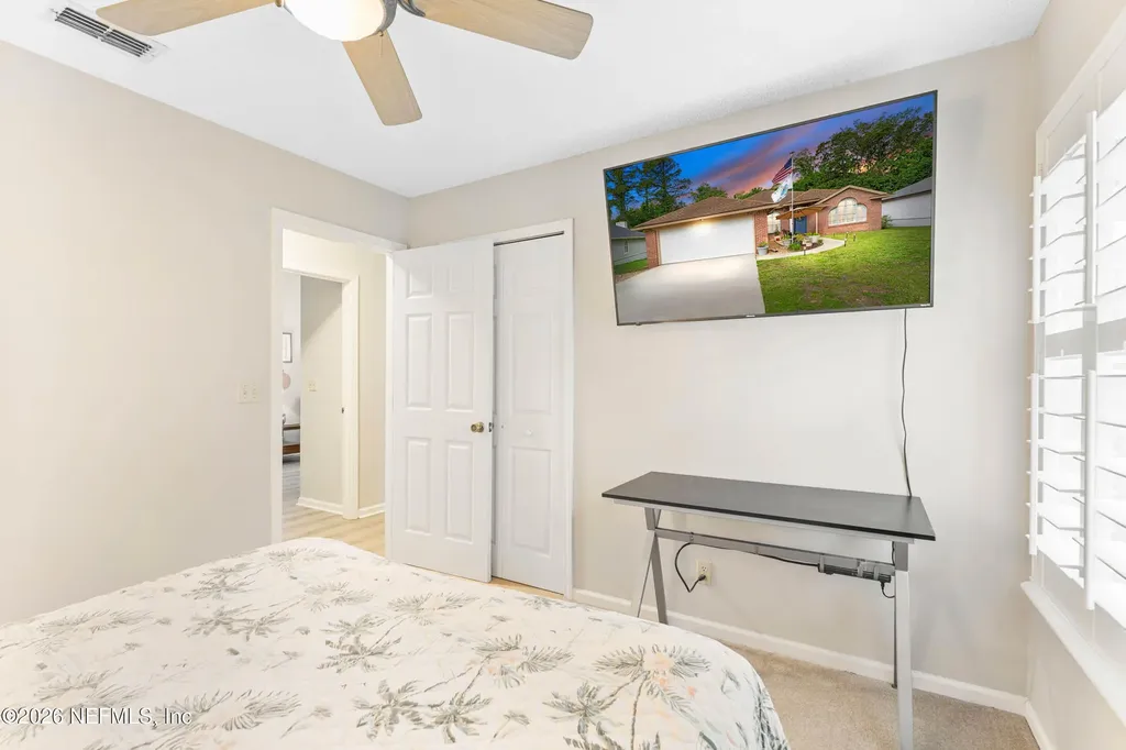 1716 Chandelier Circle W Jacksonville FL 32225