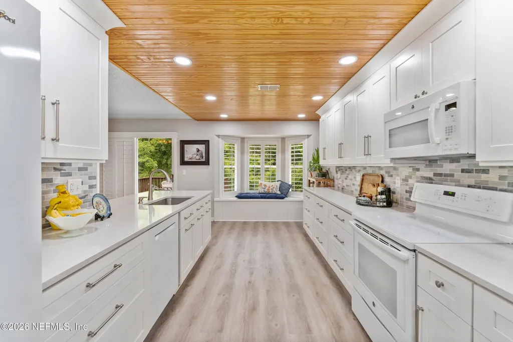 1716 Chandelier Circle W Jacksonville FL 32225