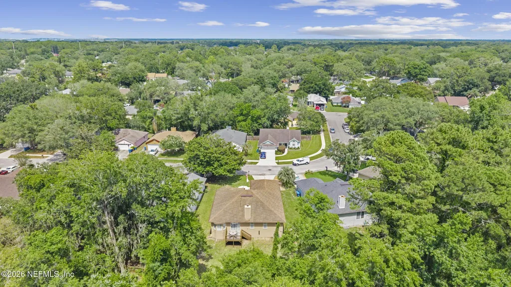 1716 Chandelier Circle W Jacksonville FL 32225
