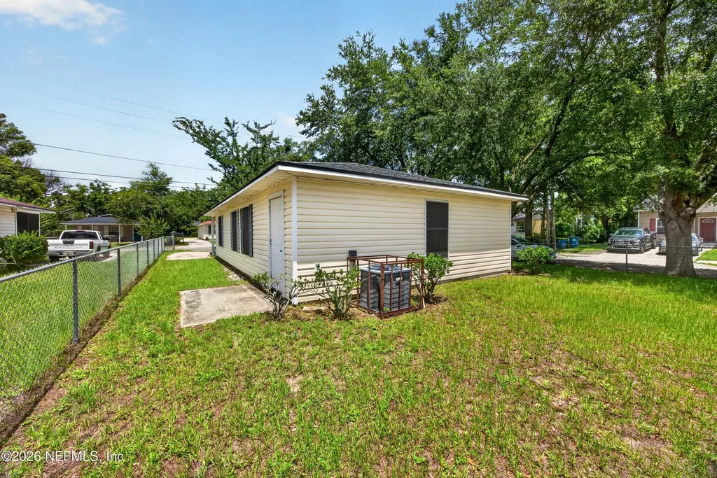 5375 Dodge Road Jacksonville FL 32209