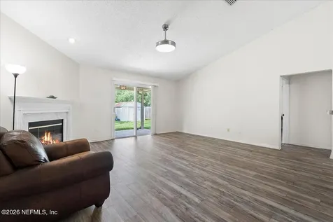 9454 Staplehurst Drive Jacksonville FL 32244