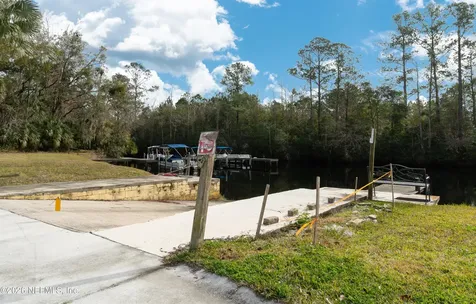 102 Pine Lake Drive Satsuma FL 32189